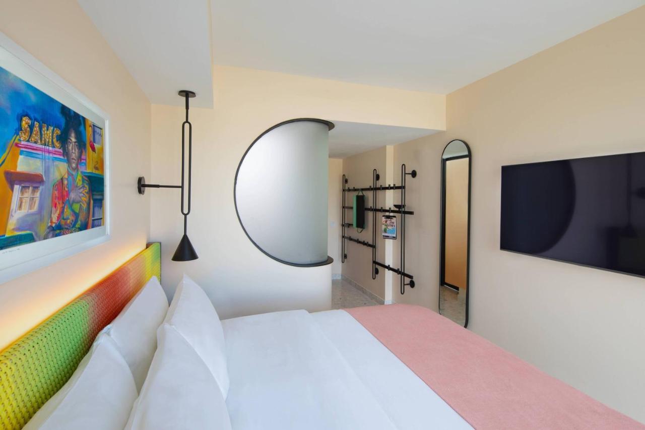 Moxy Miami South Beach Miami Beach Bagian luar foto